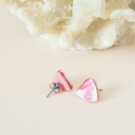 Boucles d'oreilles avec cabochons triangulaires