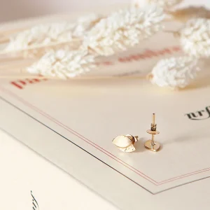 Boucles d'oreilles puces asymétrique